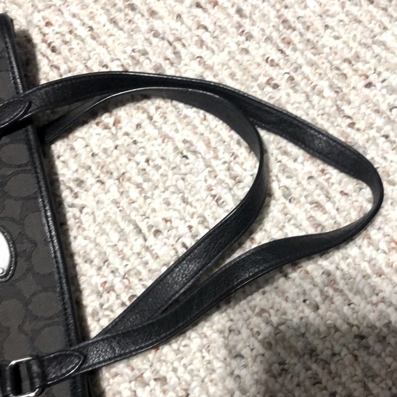 Coach Purse - Picture 2 of 6